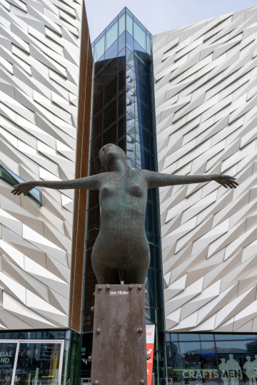 Belfast-20220814_140435-SA108260