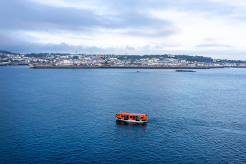 2601_Guernsey_SA108557