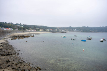 2640_Guernsey_SA108676