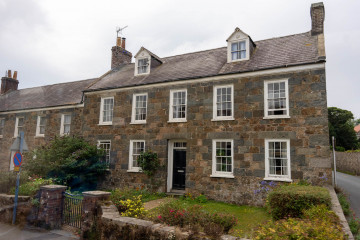 2650_Guernsey_SA108701