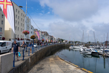 2653_Guernsey_SA108709