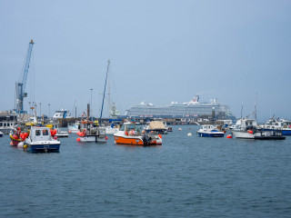 2611_Guernsey_SA108581