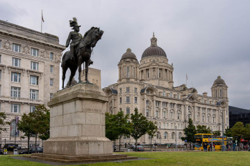 Liverpool_20220815_140835_SA108289