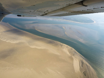 PA100230