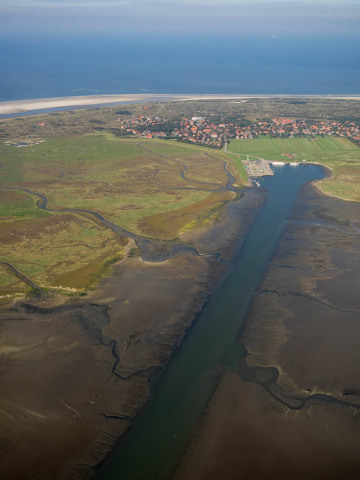 PA100381