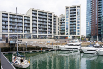 2720_Southampton_SA108796