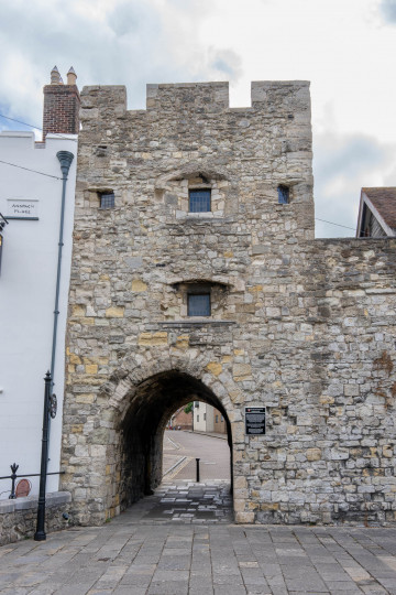 2737_Southampton_SA108825